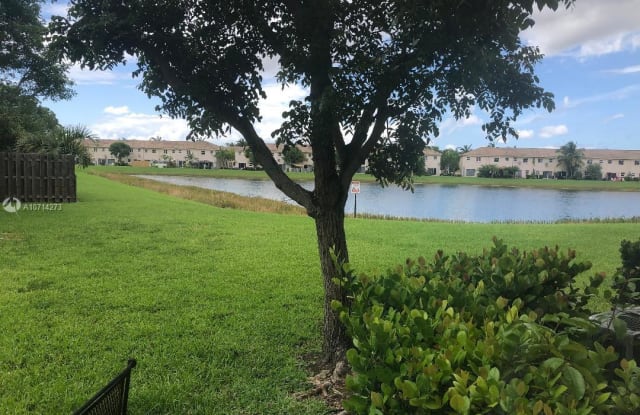 1513 SE 31st Ct - 1513 SE 31st Court, Homestead, FL 33035