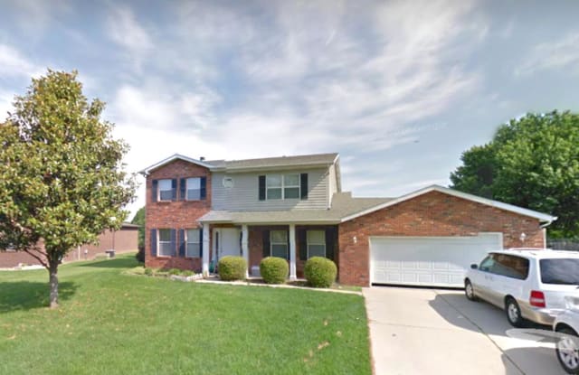 40 LINDENLEAF Lane - 40 Lindenleaf Lane, Fairview Heights, IL 62223