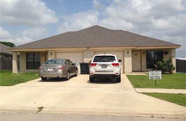 Photo of 1402 Nicholas - B