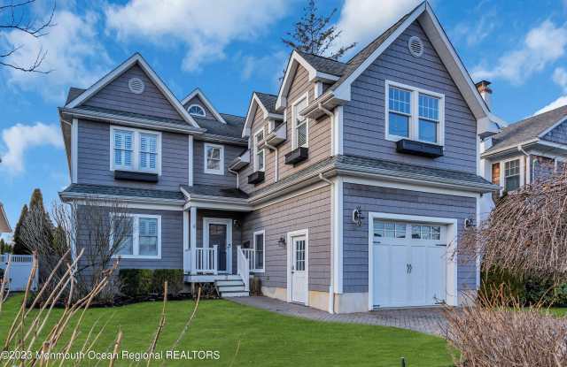89 Mclean Avenue