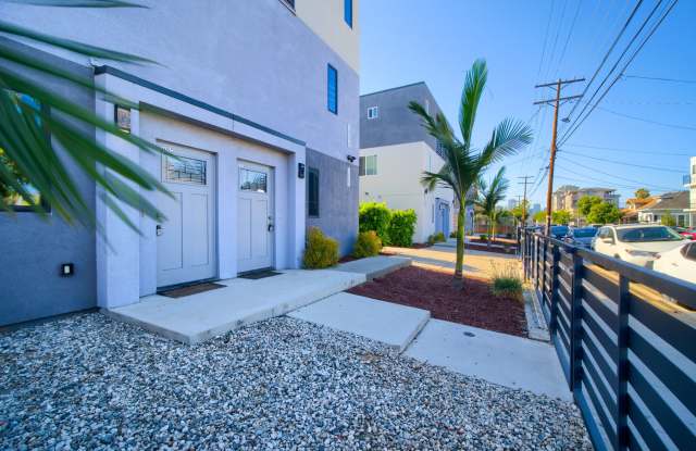 Photo of 1423 1/2 S New Hampshire Ave