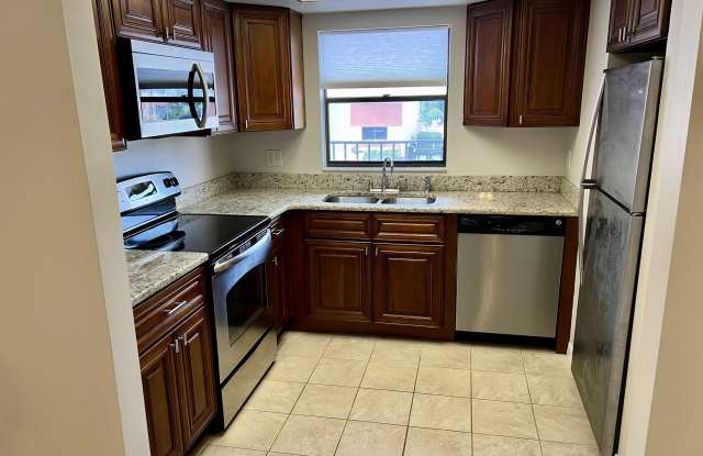 2369 Golf Lake Circle unit: 723