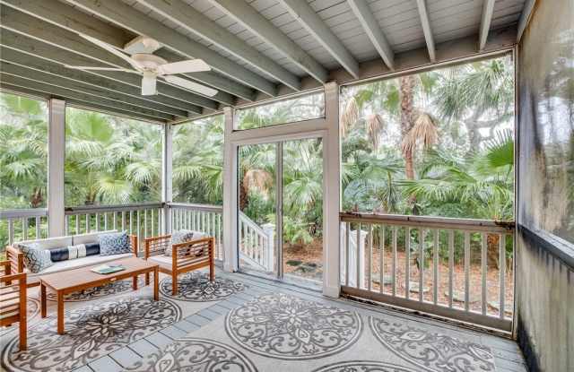 Photo of 1175 Winding Oaks Circle E unit: 201