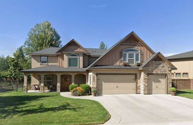 Photo of Beautiful 4 bedroom, 3 bath home in Meridian.