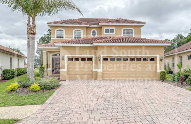 1762 Altavista Circle