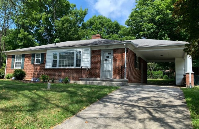 905 Allendale Court - 905 Allendale Court, Blacksburg, VA 24060