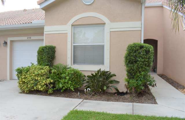 238 E Coral Trace Circle E - 238 E Coral Trace Cir, Delray Beach, FL 33445