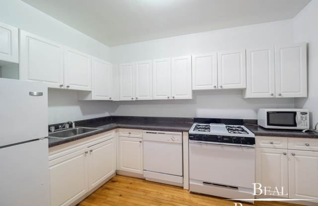 Photo of 342 Park Ave