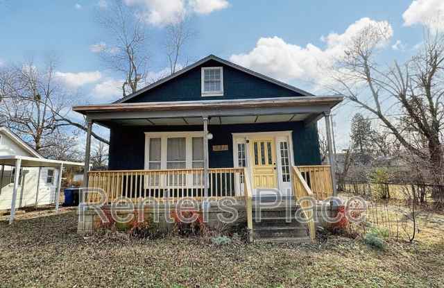 321 E Greeley St