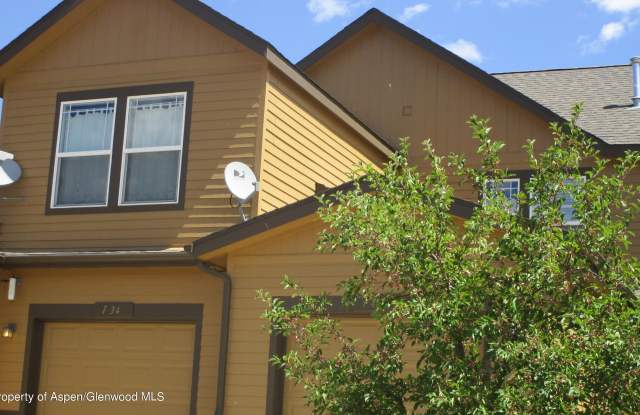 Photo of 144 E Cathedral Court