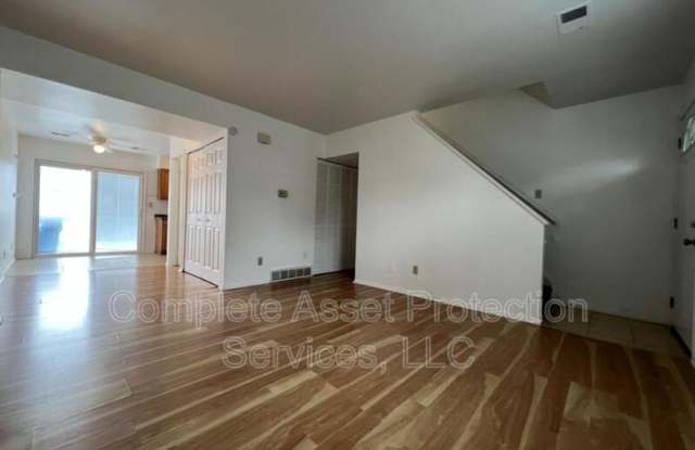 Photo of 2222 East Glendale Blvd