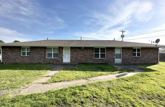 103 Pine Avenue - 6