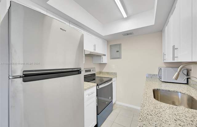 Photo of 3217 Northeast 11th Street