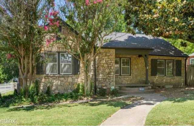 1603 E 35th St - 1603 East 35th Street, Tulsa, OK 74105