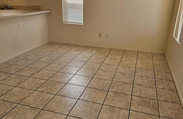 4655 Territorial Loop