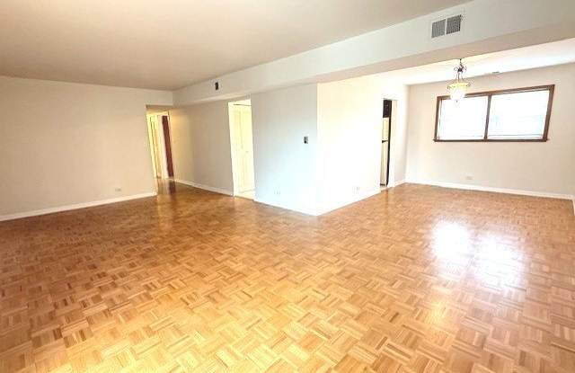 5240 Galitz Street unit: 306