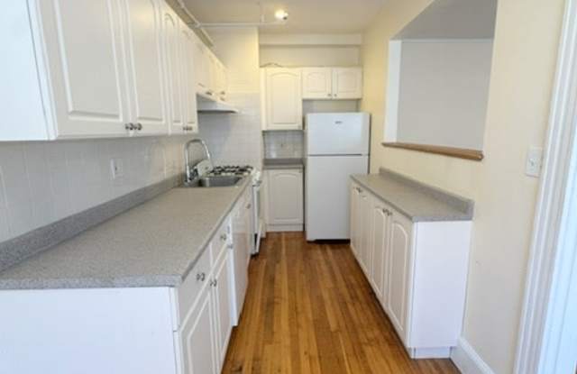 1607 Commonwealth Ave