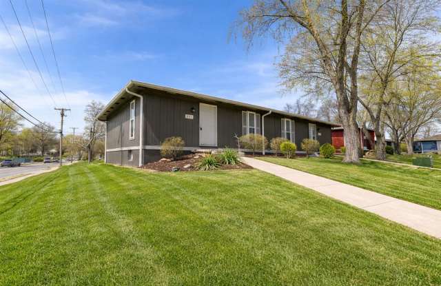 Stonegate Complex -- Fully Furnished and Utilities Included!
