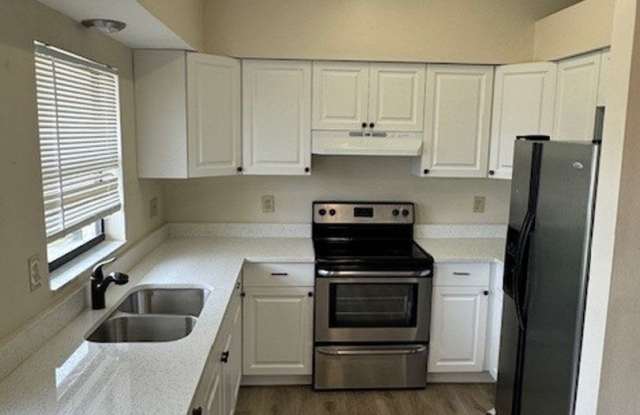 341 Mercury Avenue SE, Unit 201 on 2nd Level in Palm Bay