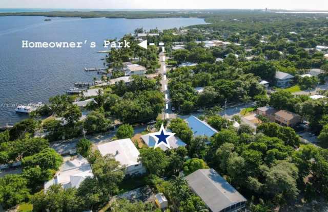 68 Bonefish Ave