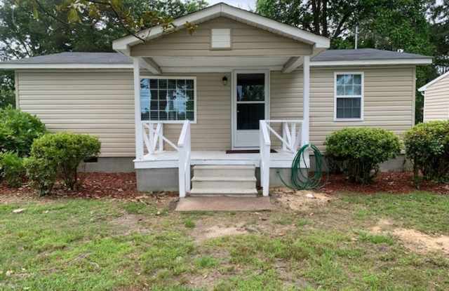 Cute 3-bedroom 1 bath house