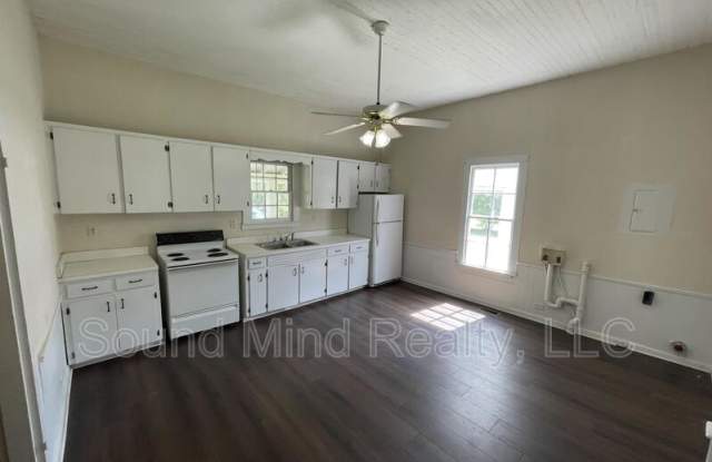 Photo of 264 Kivett Road