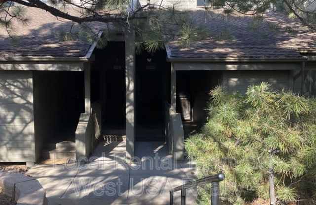 Photo of 5701 N Villa Cir