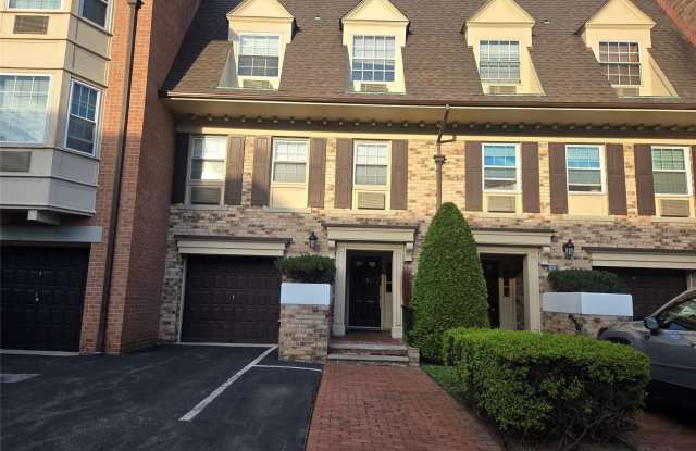 12-29 Diane Place