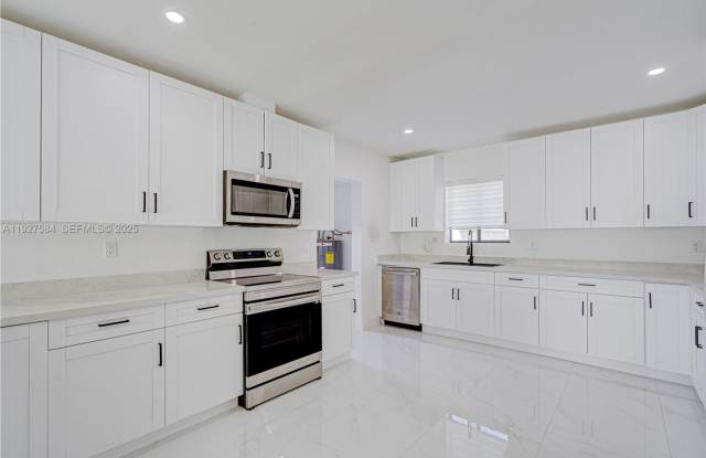 Photo of 175 NE 120th Street 0, North Miami, FL 33161