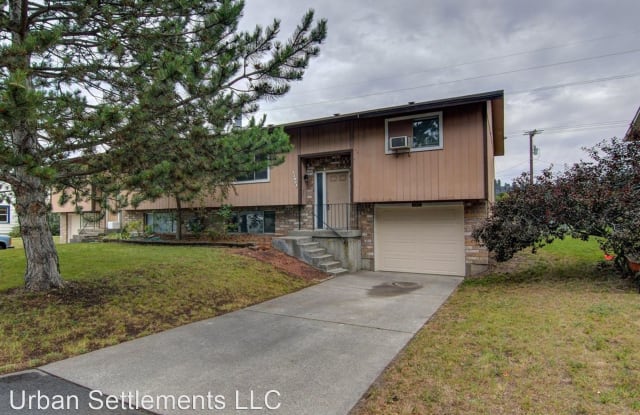 11921 E Railroad Cr - 11921 E Railroad Ave, Spokane Valley, WA 99206