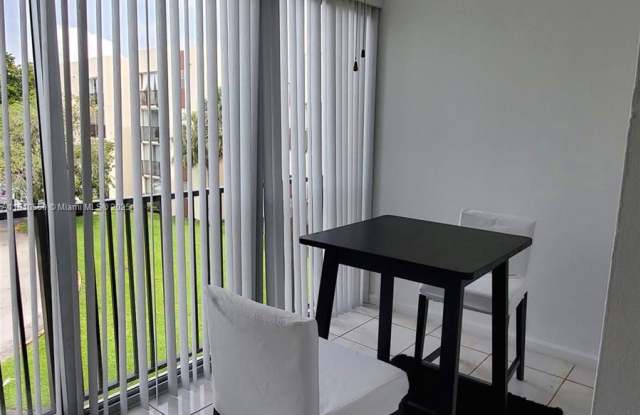 9411 Southwest 4th Street