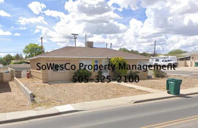 Three Bedroom Home in Central Farmington