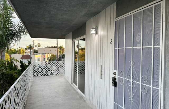 Photo of 2nd St. Long Beach