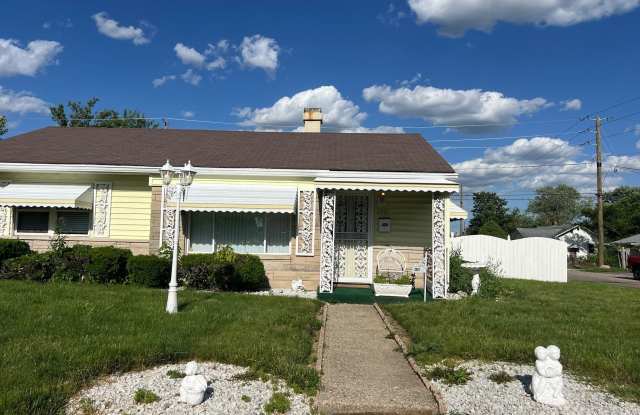 Photo of 2901 Sangster Avenue