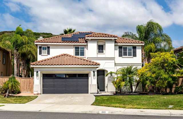 Beautiful Oceanside Cul-De-Sac Home!