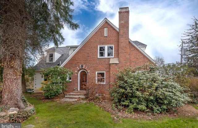 Photo of 28 ORCHARD LANE