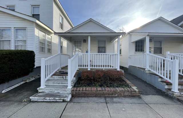 94 Poplar Avenue