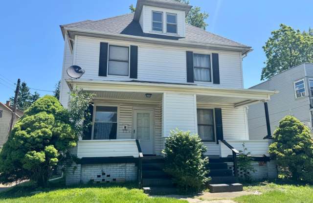 1538 Woodland Ave Nw