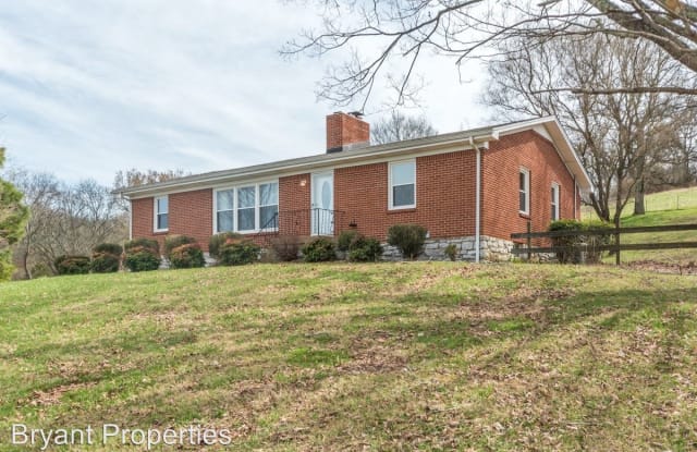 652 Dobbins Pike - 652 Dobbins Pike, Sumner County, TN 37066