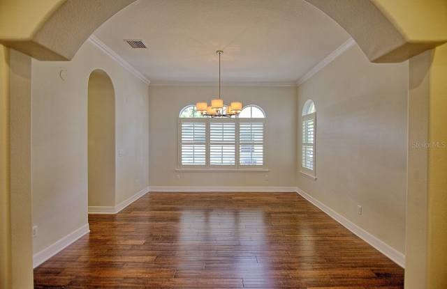 5908 S SWITZER AVENUE