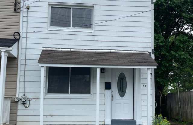 Photo of 833 S Harrison St