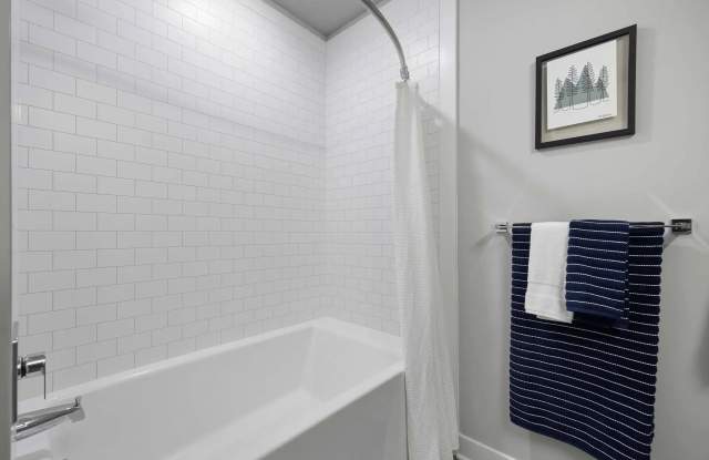 Photo of Edison at Colannade Crossing