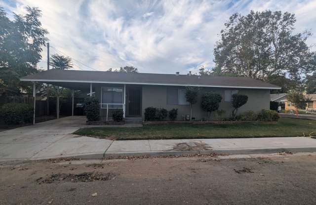 Photo of Charming 2 bed 1 bath home