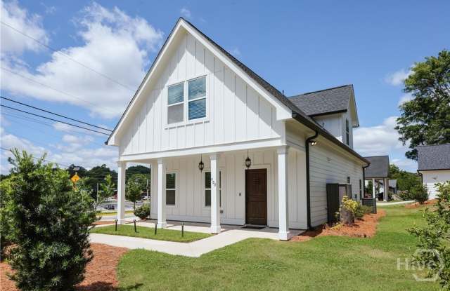 499 Little Oak Street