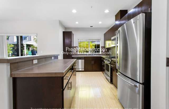 Beautiful Three Bedroom Home In Arbor Crossing!