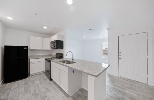 Photo of 6175 Ingram Road - 1108