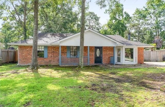 214 WALNUT Street - 214 Walnut Street, Mandeville, LA 70471