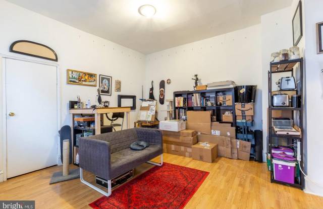 131 W SUSQUEHANNA AVENUE