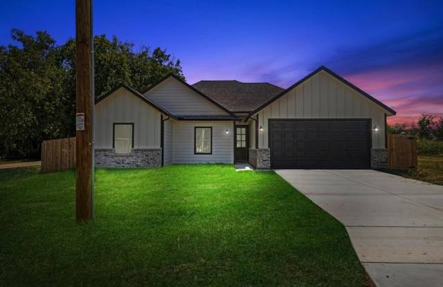 Photo of 2411 Mercedes