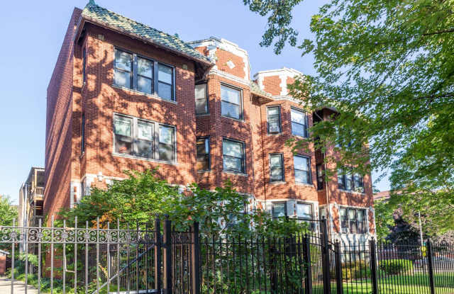 5053 S. Ellis Avenue